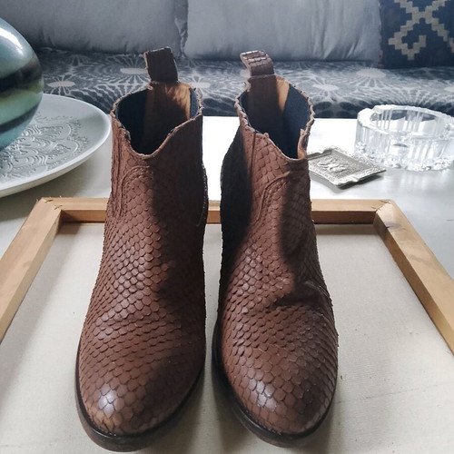Catarina Martins handmade leather boots used, size 40, brown