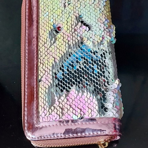 Women's wallet new in pink metallic with sequins