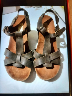 Women's sandals new, leather, dark brown, size 38