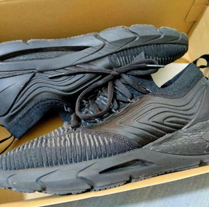 under armour hovr Flyknit