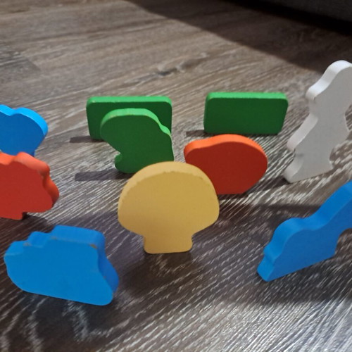 Wooden Construction Blocks Set mixed farm figures 10 pcs like new