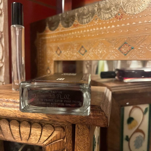 Decant Ecrin de Fumee Lutens 10 ml like new, genuine transferred perfume