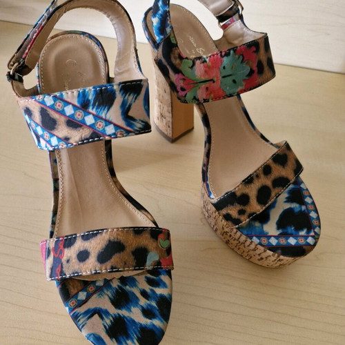Shoes platform sandals new, size 39, multicolor