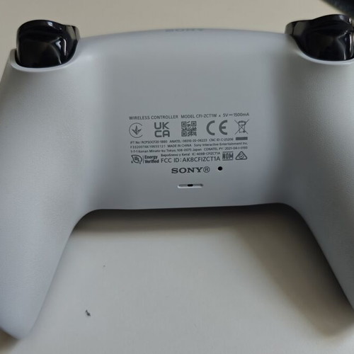 Dualsense Controller V2 refurbished with Hall effect joysticks