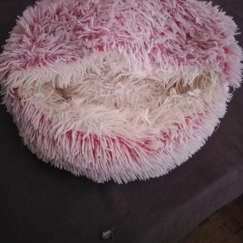 Cat bed envelope style pink and cream like new