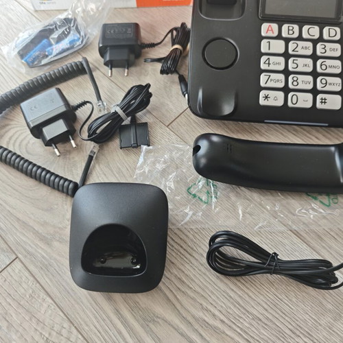 Gigaset Easy Combo DL780 Plus Home Phone and Cordless Handset New