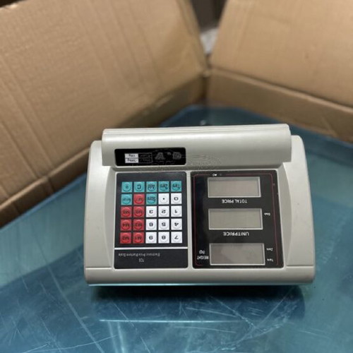 Electronic professional scale new, max 300 kg, 100 g division