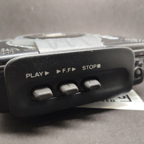Nautica HCG98 retro walkman cassette player used, weather resistant
