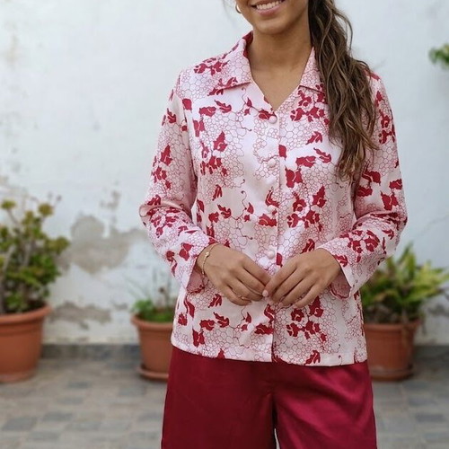 Nuit Secrète women's satin pajama set like new, size 46/48