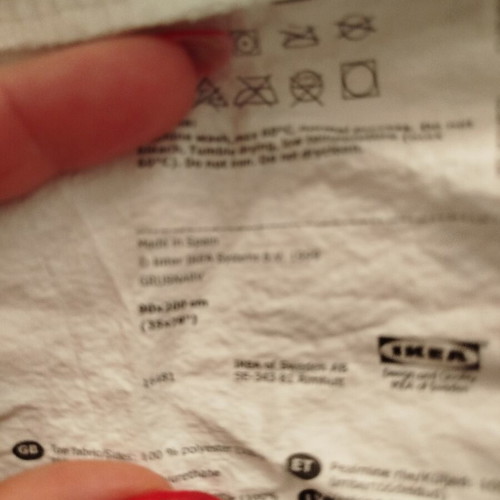 Grusnarv waterproof mattress protector used, 90x200cm