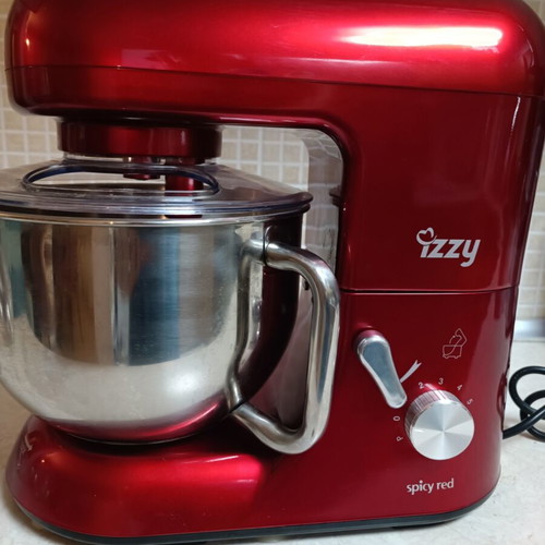 Izzy Spicy Red S-986 Kitchen Machine 800W with Stainless Steel Bowl 5.2lt like new