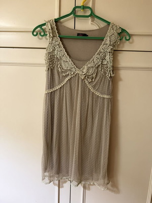 Yumi μίνι φόρεμα μεταχειρισμένο, ρομαντικό boho-chic δαντέλα