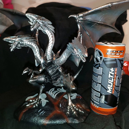 Yu-Gi-Oh figure Blue-Eyes ultimate White Dragon 25 cm like new