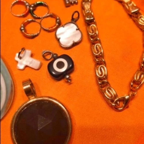 Jewelry making supplies like new, assorted pieces