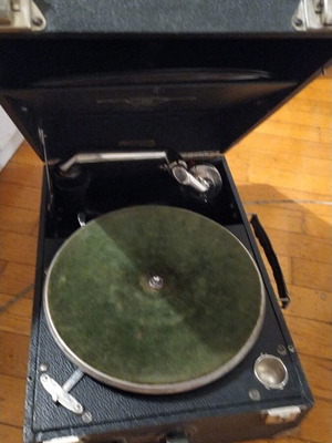 Gramophone from the 50s used, fully functional