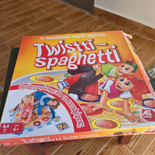 Twistti Spaghetti board game used