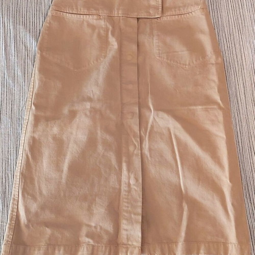 United Colors of Benetton beige skirt, size Small