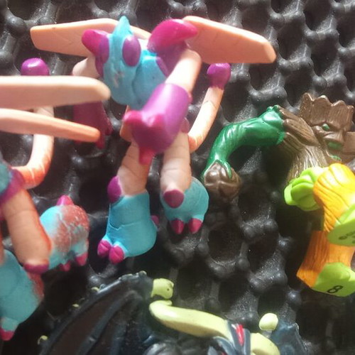 Vintage alien warriors and Kormiti miniatures set, 14 pieces