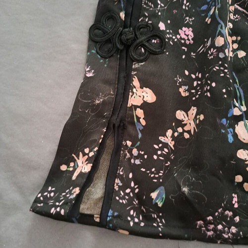 Floral satin skirt like new, high-waisted, mini, multicolor Pull & Bear