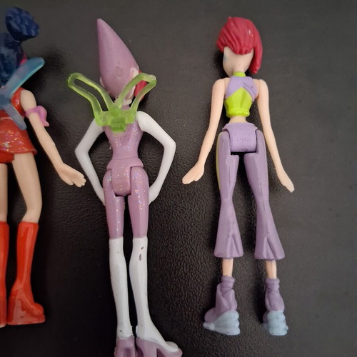 Winx Club Magical Minis figures like new, collectible 2004