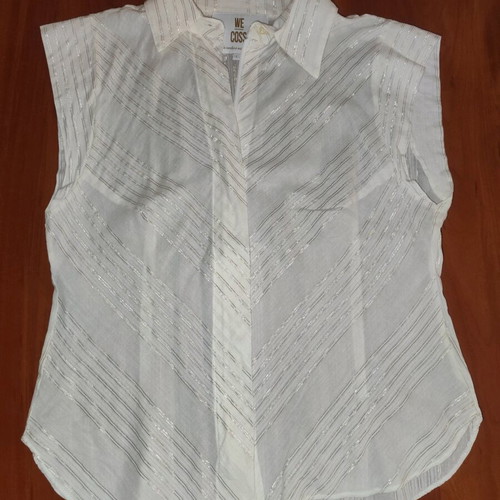 We Coss sleeveless shirt cream color like new, size L