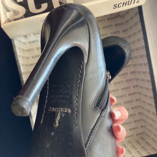 Stuart Weitzman black high suede pumps used size 38