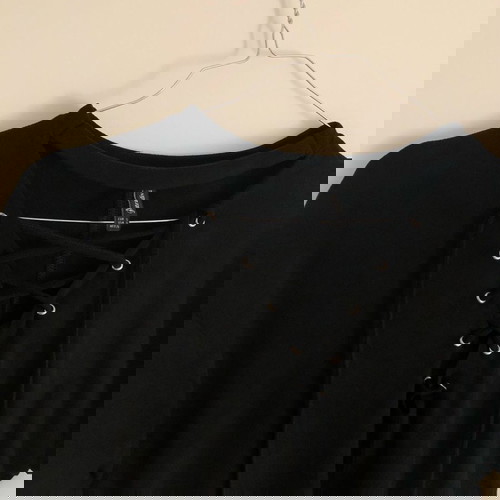 Stradivarius κοντομάνικη μπλούζα μεταχειρισμένη, suede, μαύρη, μέγεθος S