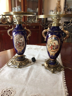 Αντίκες λάμπες πορσελάνης χωρίς εξωτερικό καπέλο, σετ 2 τεμαχίων