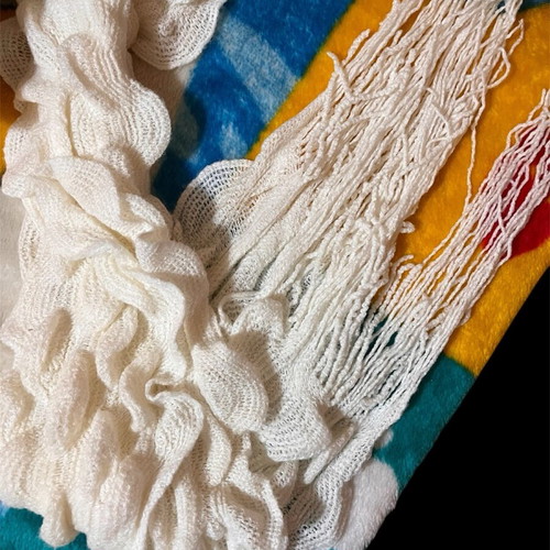 White scarf very soft like new