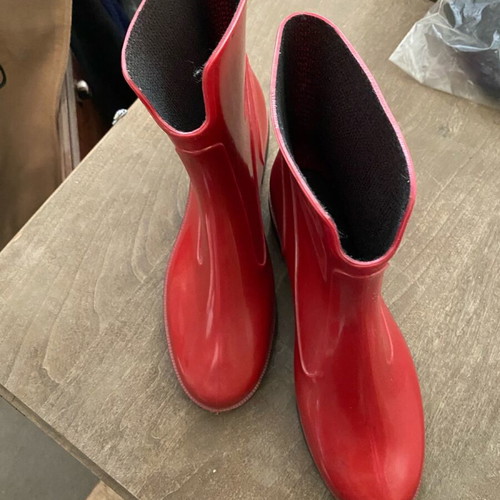 Red galoshes like new, size 36, unworn