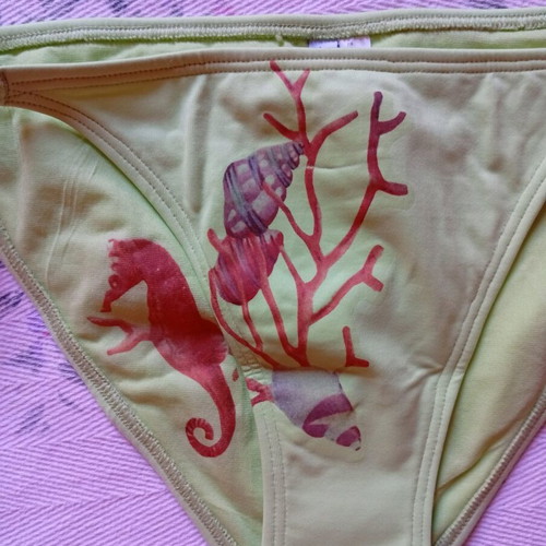 Bikini new, pack of 3, size small/xsmall, multicolor