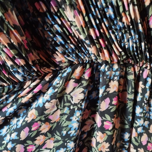 Long floral dress like new, pleated and lined, size M