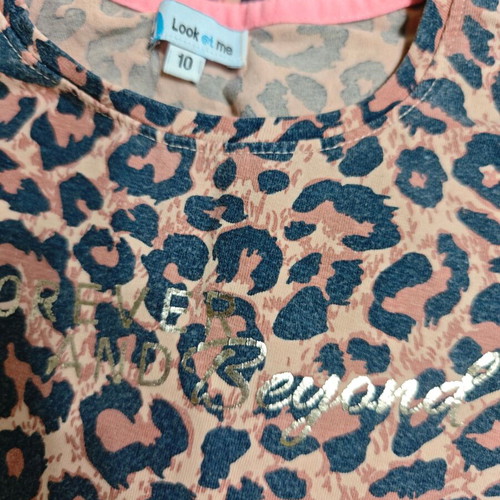 Girls' short sleeve blouse used, ages 9-10