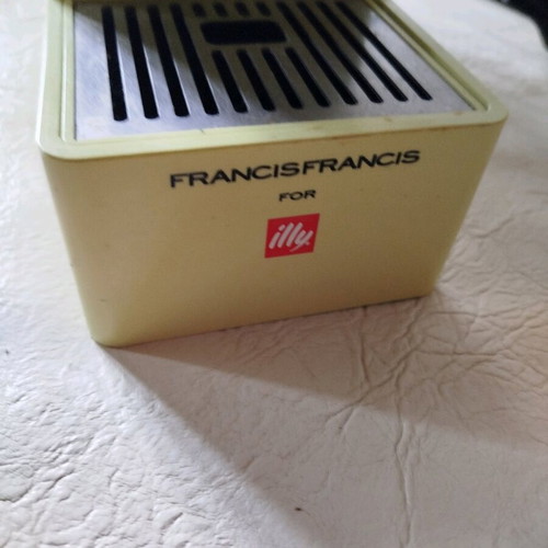 Illy coffee maker like new