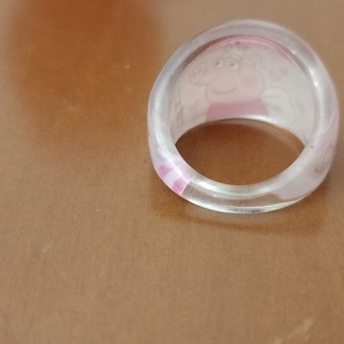 Peppa Pig figure with 3 children's rings like new