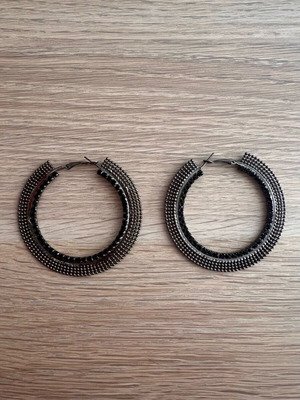 Women’s hoop earrings used