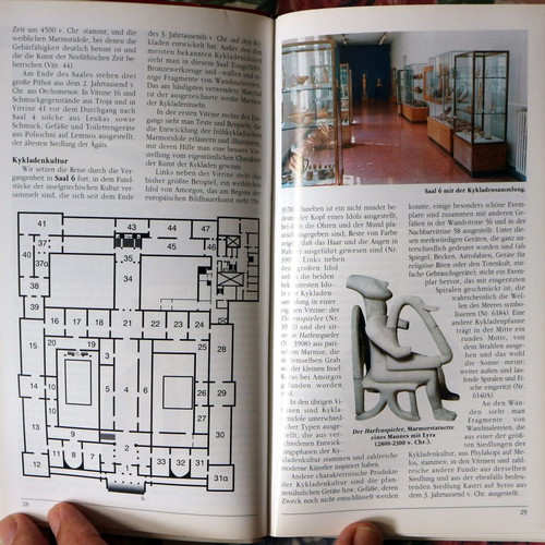 Die Museen Athens book like new, German language