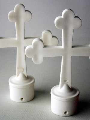 Plastic cross for top of flag 15cm, new, set of 2