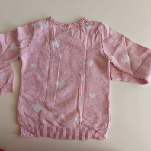 Knitted pink girl’s sweater 4-5 years 110 cm like new with beige cat and hearts