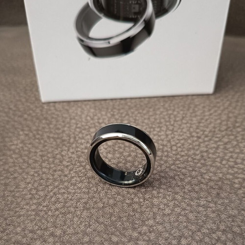 Smart ring size #8 new with Bluetooth and health monitoring