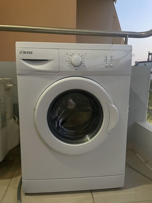 Altus washing machine like new, 6 kg capacity, 2017 model