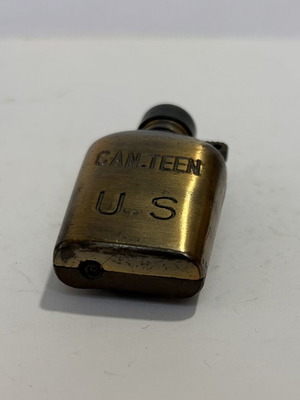 Canteen U.S. lighter empty used