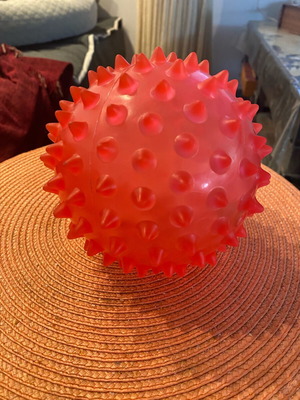 Spiky ball for medium or large dogs like new