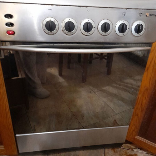 Technogas Professional Inox Dual Fuel Kitchen Stove used