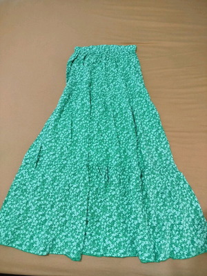Skirt maxi green one size made in Italy like new