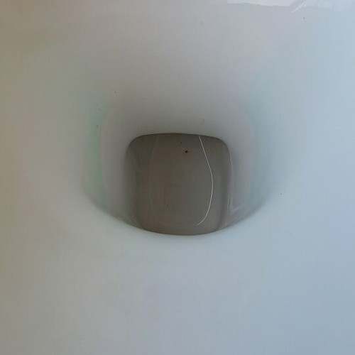 Toilet bowl used, dimensions 34×60×39 cm