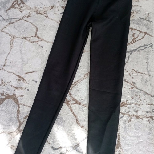 Women's black leggings size M like new