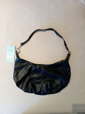 Τσάντα ώμου καινούρια, μαύρη