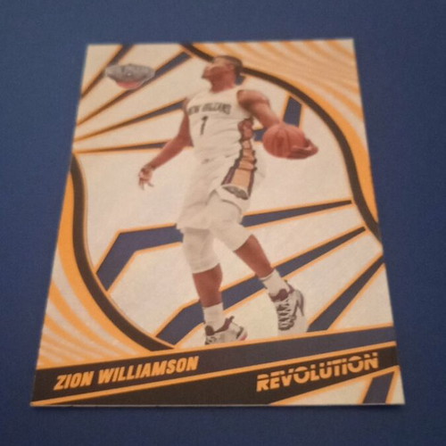 Zion Williamson Panini cards like new, set of 2