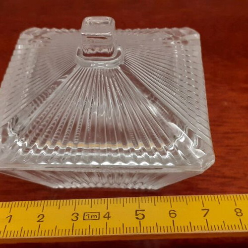 Small fondue pot new, for salt and pepper or table use